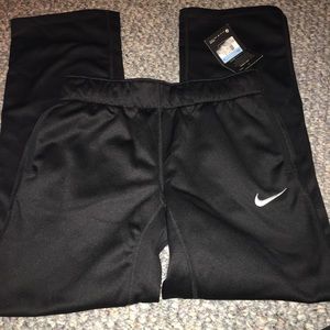 Nike Therma Sweats for girls